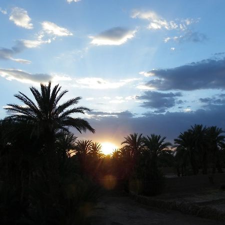 Riad La Maison Du Desert Oulad Driss Екстериор снимка